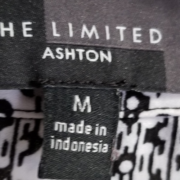 Long Sleeve, Full button Front, Blouse - Picture 2 of 6